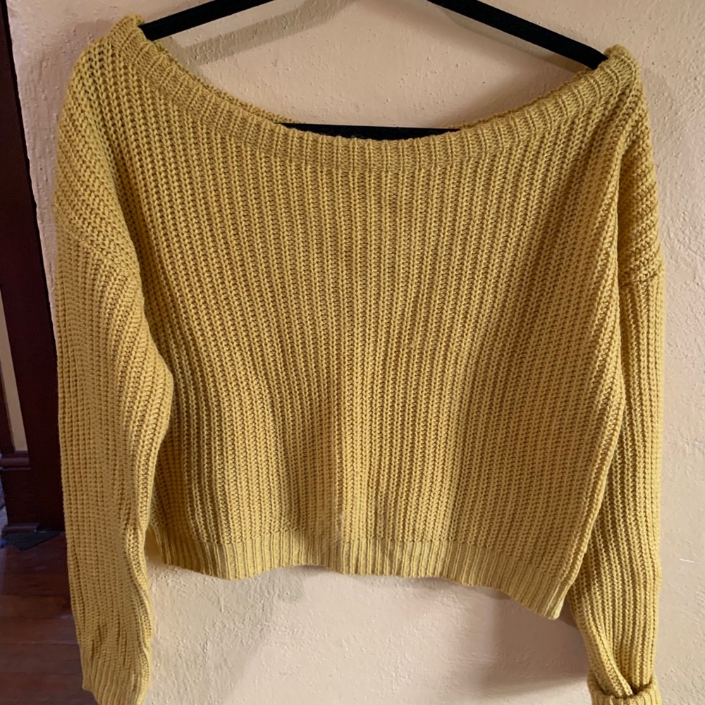 Crop wide neck sweater